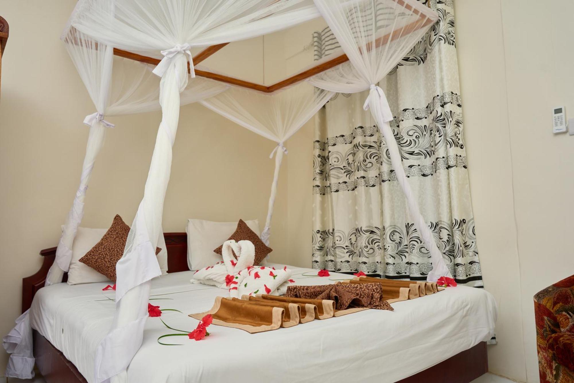 Safari Lodge Zanzibar ภายนอก รูปภาพ